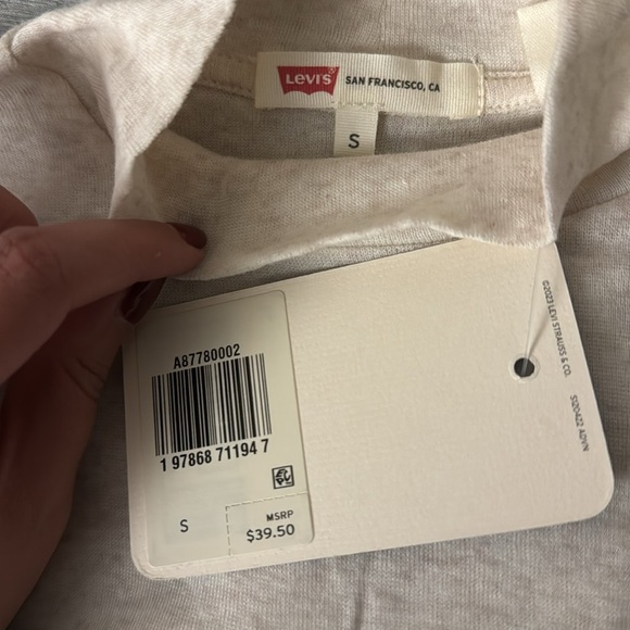 Levi’s slim fit mock neck t-shirt - Picture 3 of 3